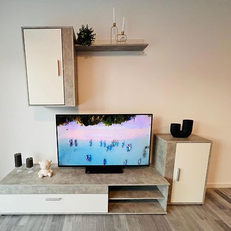 Weikersheim Penthouse Apartment Bagian luar foto